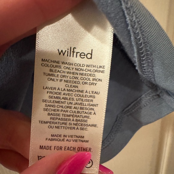 Aritzia Wilfred Women's Flute Top in Blue Medium NWT - Picture 11 of 11